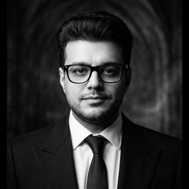 پرتره دکتر عباس بهمنی